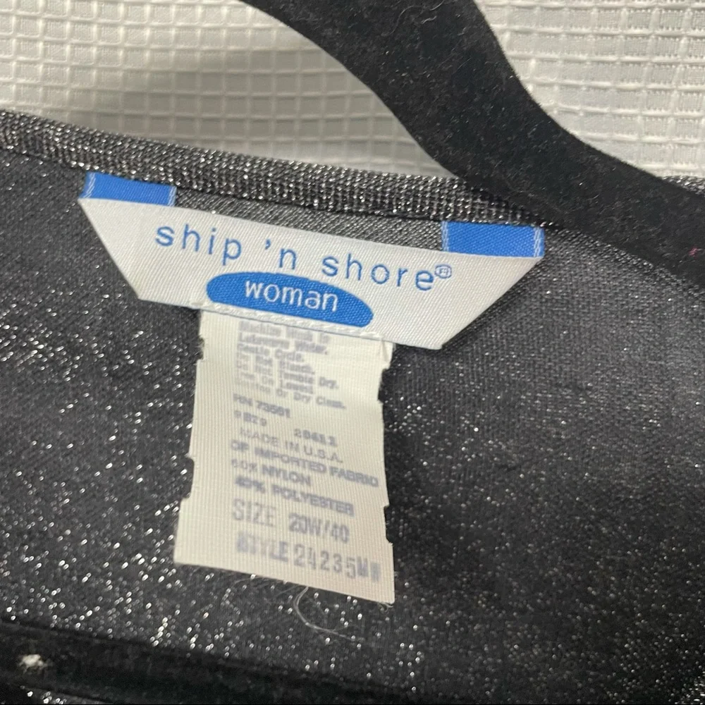 Ship N ‘ Shore excellent